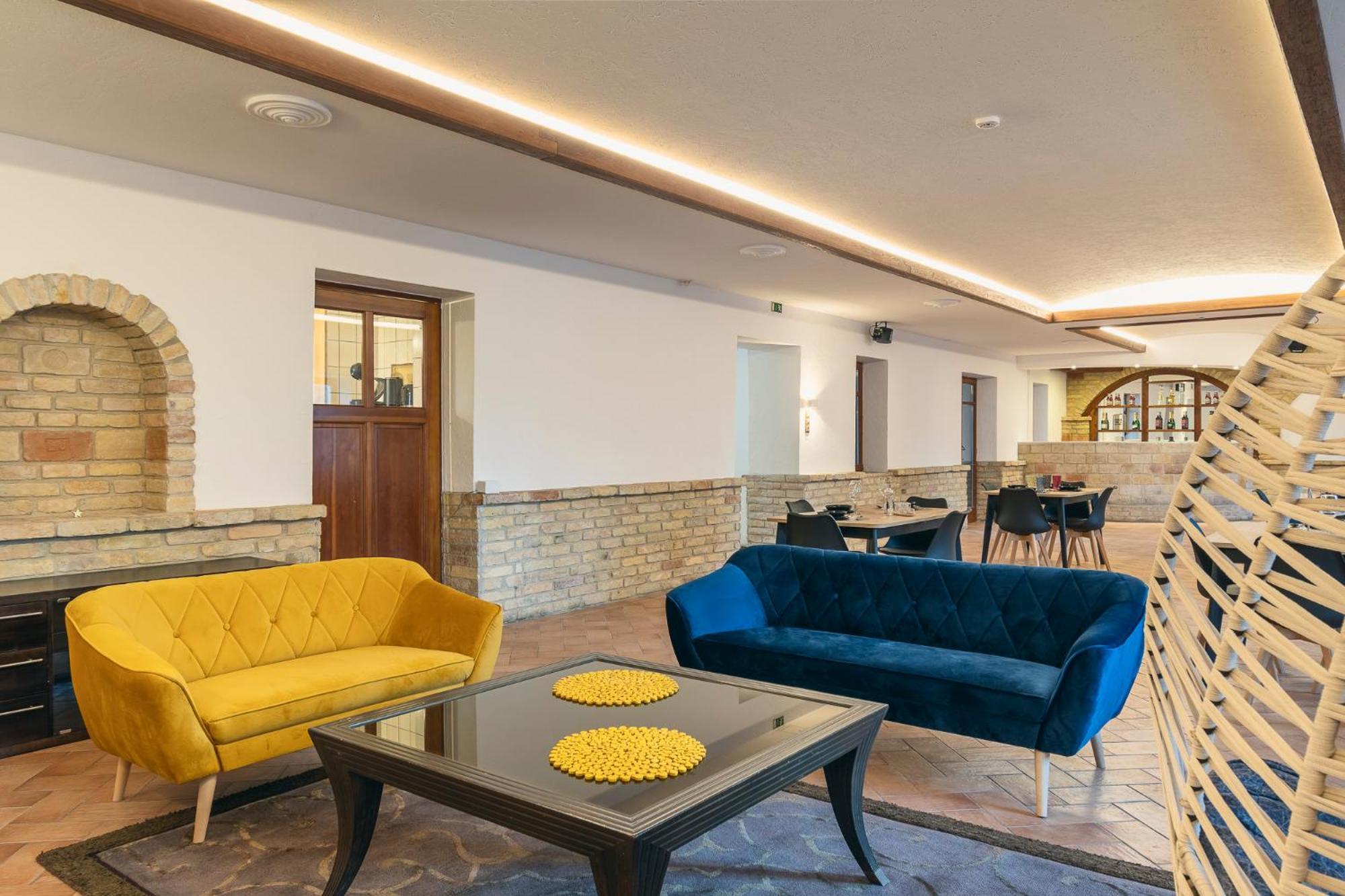 Hotel Feel Good House Notincs Exterior foto